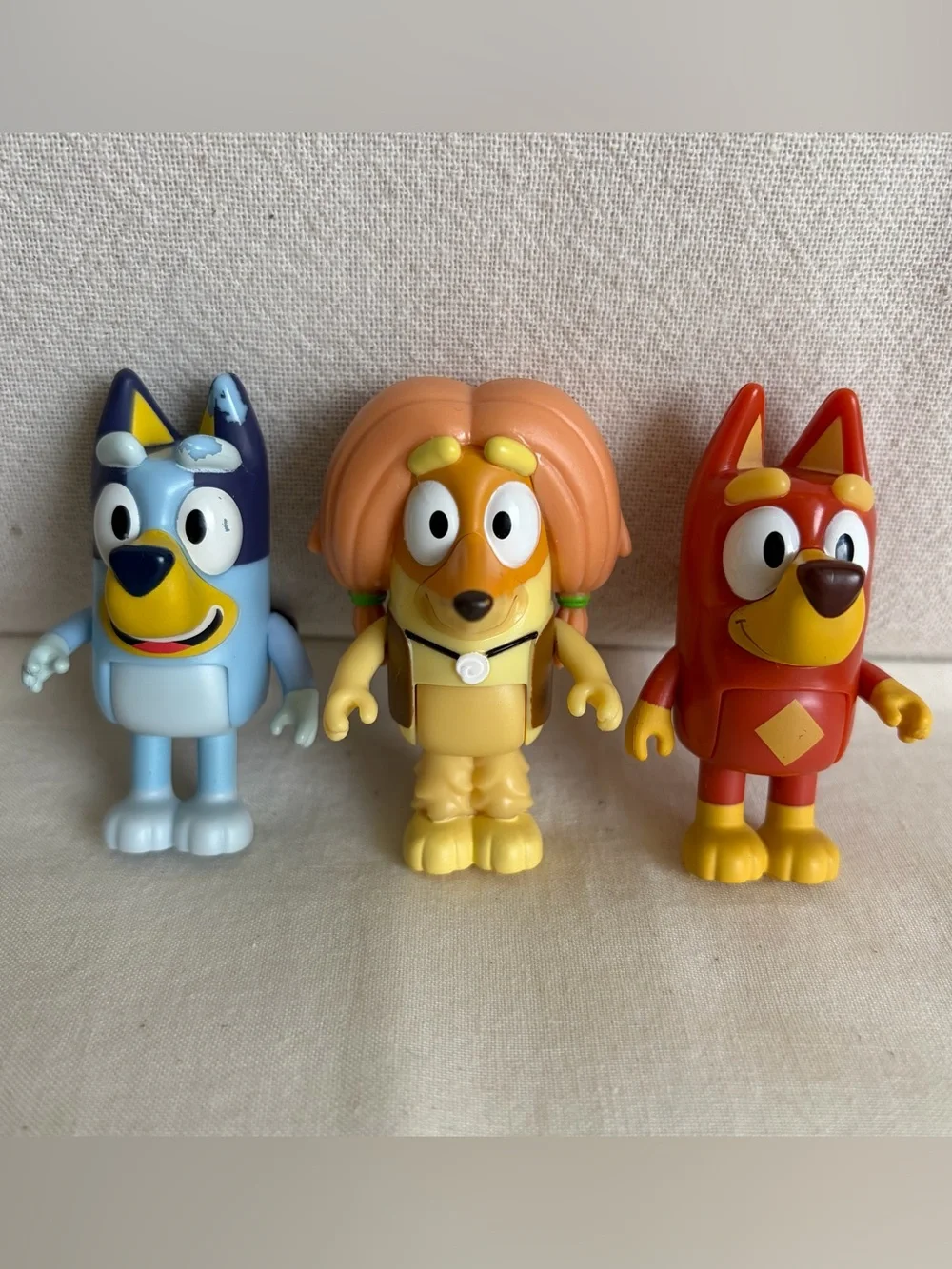 Moose Toys Bluey Deluxe Park Playset with 3 Character figures